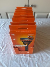 Gillette Fusion5 Men's Shaver, 1 Gillette Razor, 1 Blade Refill