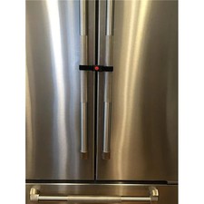 Lockingstraps Latch LSB9-001 9 in. Long Black Strap with Red Center