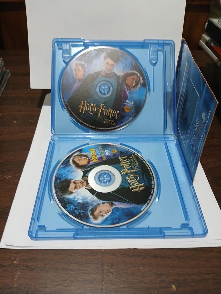 Harry Potter and The Prisoner of Azkaban Limited Edition Includes: Blu-ray/D... - Image 3 of 3