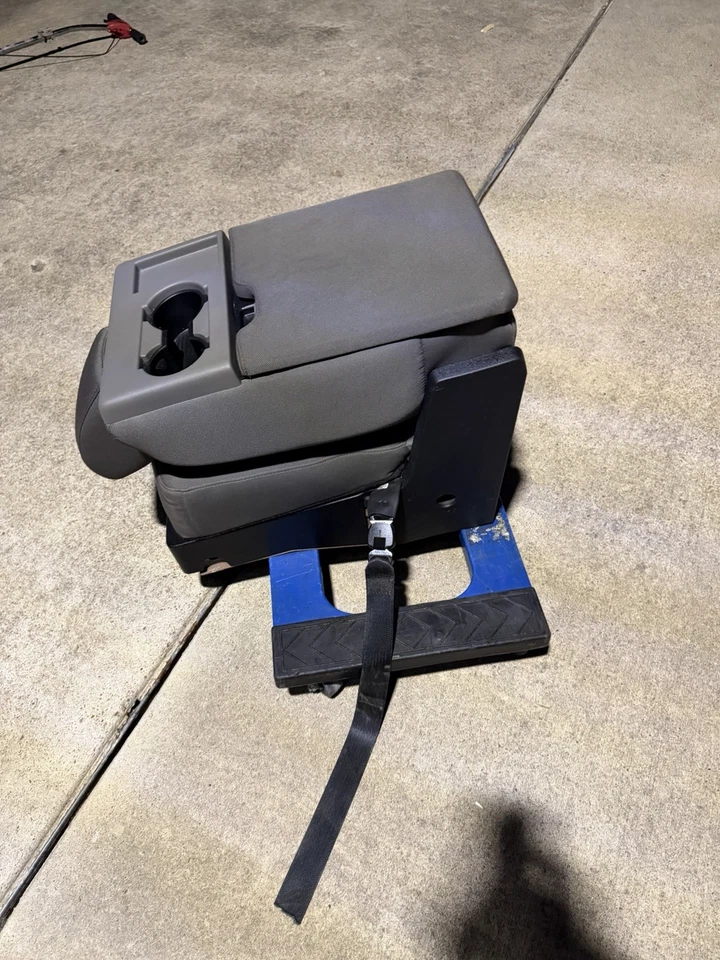 ⭐2015-2020 FORD F-150 F250 FRONT CENTER CONSOLE ARMREST MIDDLE JUMP SEAT - Image 2 of 4