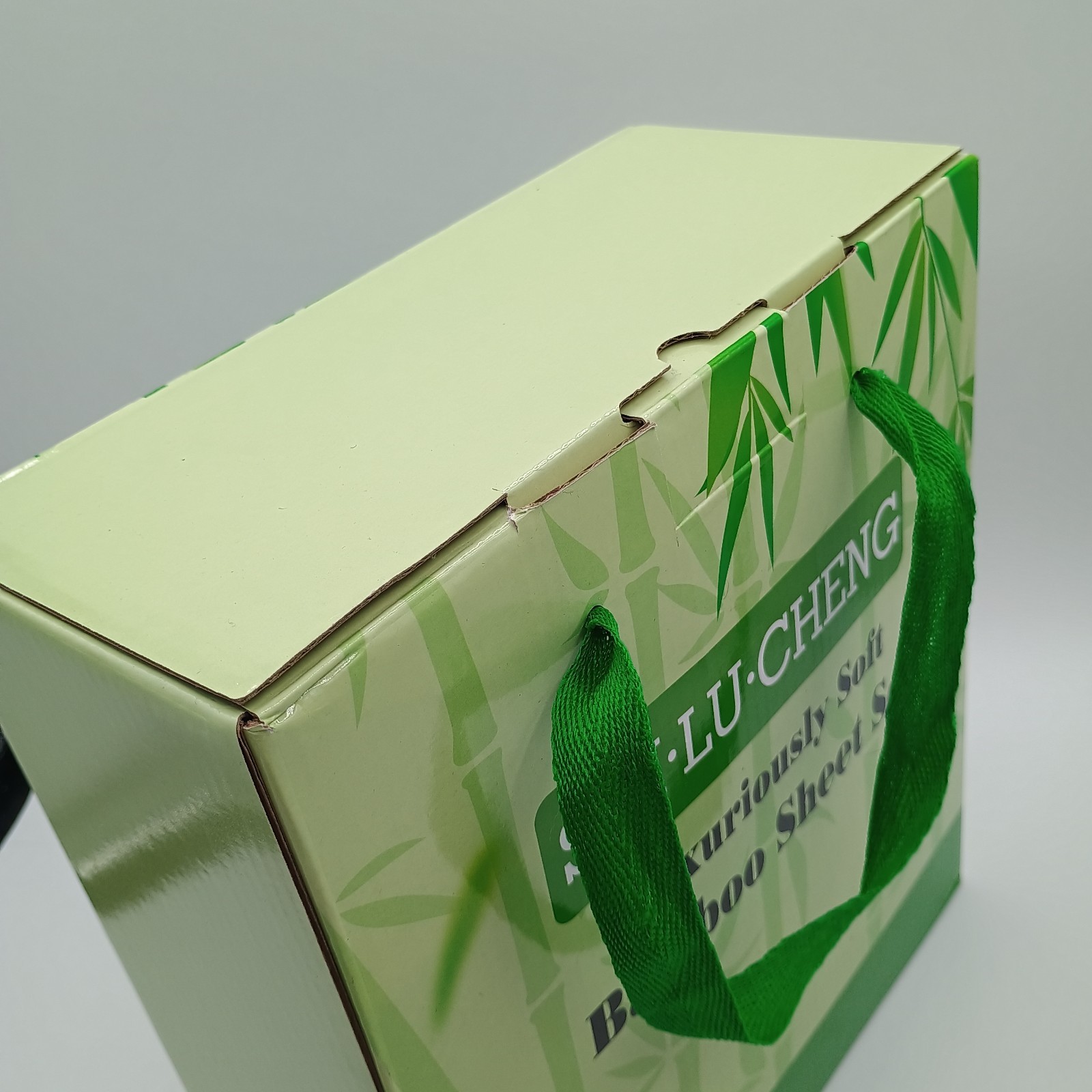 Shi Lu Cheng King Luxuriously Soft Bamboo 4 Piece Queen Sized Set