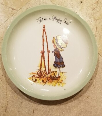 HOLLY HOBBIE 10.25'' PLATE '' PUT ON A HAPPY FACE   Vintage 1972 Made In USA
