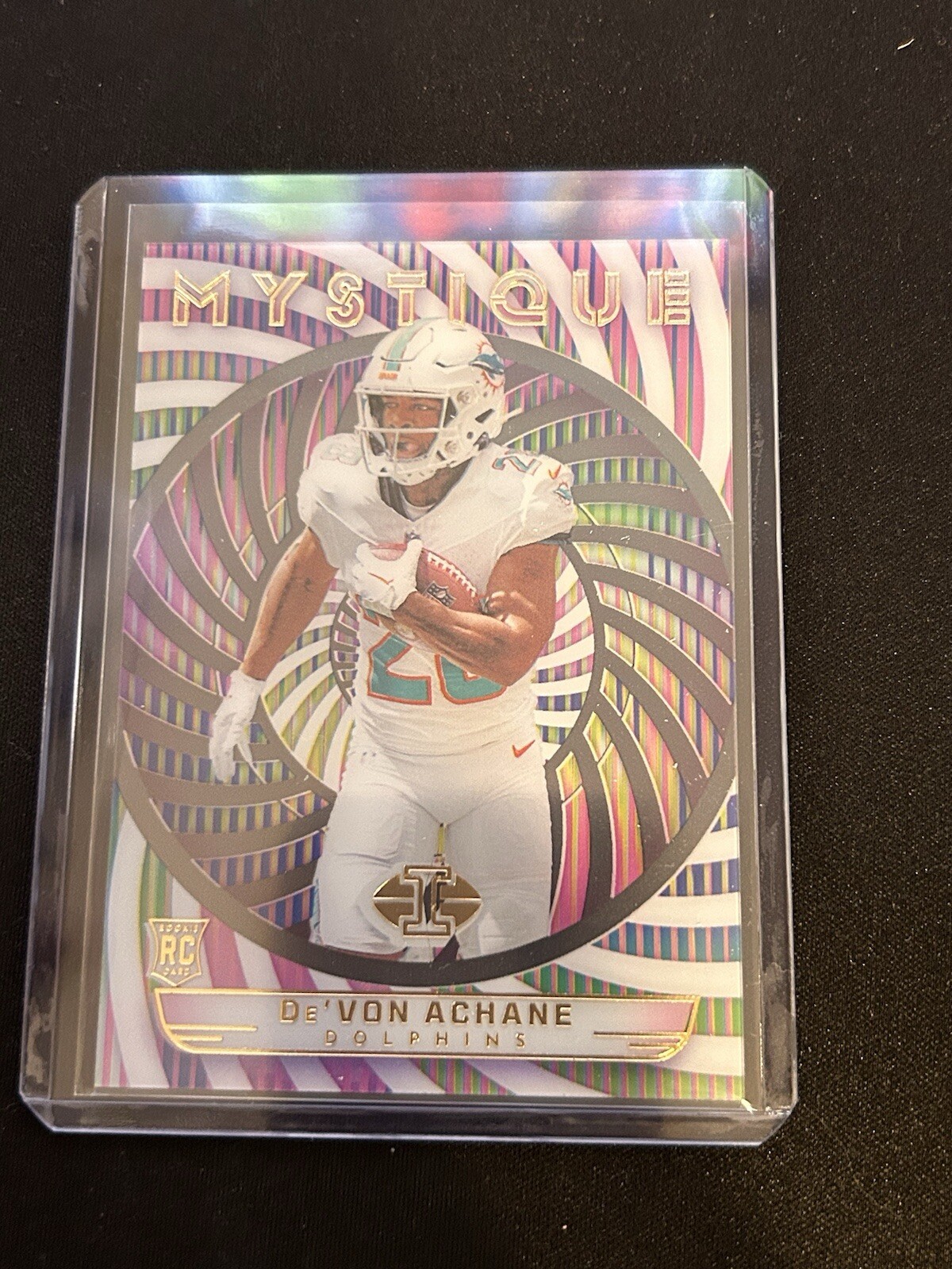 2023 Panini Illusions - Mystique Rainbow #9 De'Von Achane (RC)