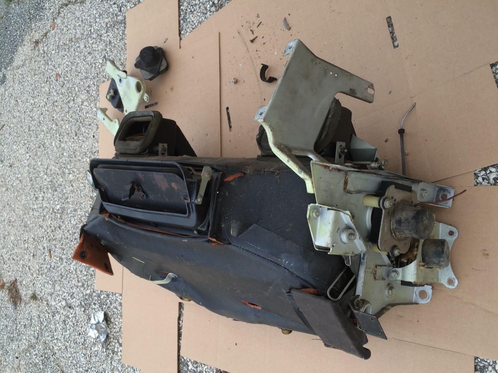 Bentley T1, Rolls Silver Shadow AC Evaporator Assembly from 1974 Shadow