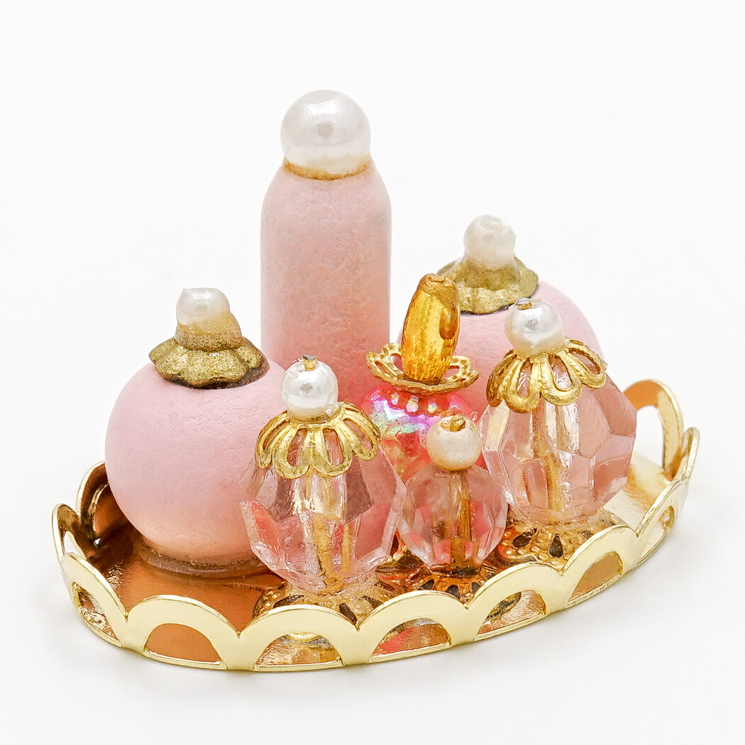 dollhouse makeup set