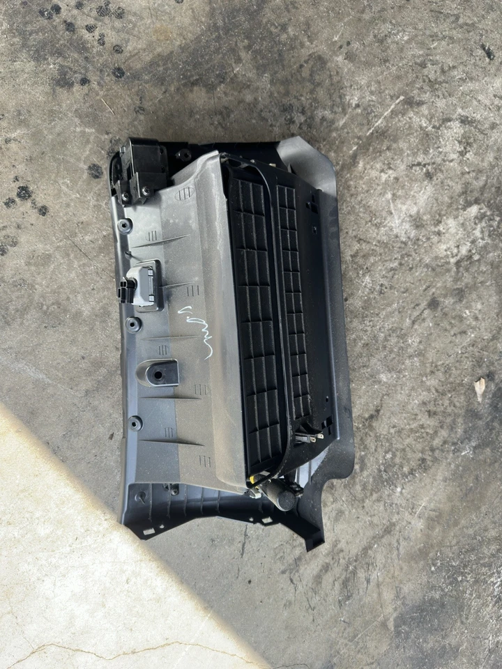 Hyundai Genesis 2013 cupé guantera compartimento de almacenamiento caja negra Foto 4 de 4