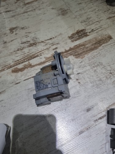 WASCHMASCHINE Candy CO146DF  PUMPE Laugenpumpe 41019104