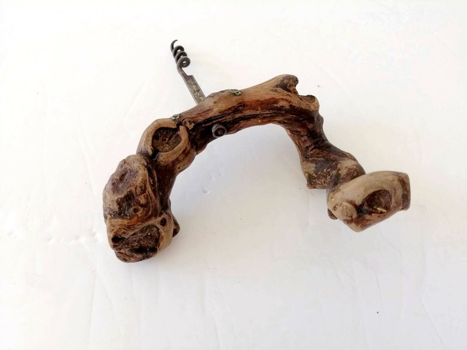 Ouvre Bouteille Tire-Bouchon Électronique Rechargeable 4-en-1 TBEVOLUTION - Ouvre, Aère, Sert Et Conserve Cadeau Amateur Vin