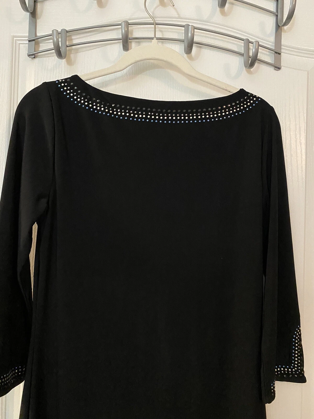 VETEMENTS Abito da mercato nero Casa Bianca donna piccolo dettaglio perline nero maniche 3 4