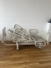 hochwertiges elektr. Kranken-, Pflegebett guter zustand