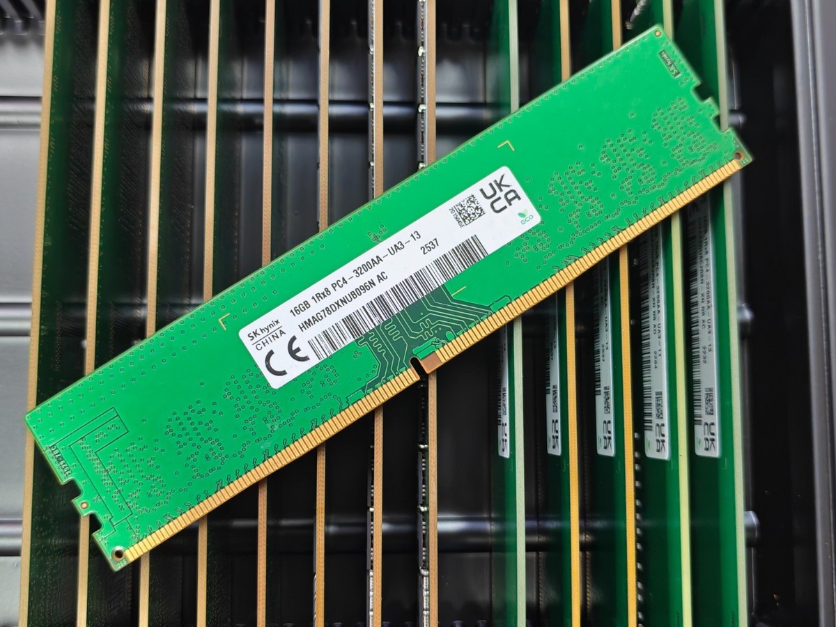 SK hynix 16GB DDR4 3200MHz メモリ MCPNAND SK Hynix HMA82GS6CJR8N-XN 16GB DDR4 3200 16GB 2Rx8 PC4