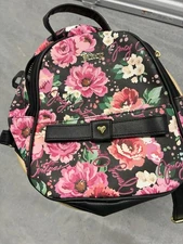 Juicy Couture Peek a Bow Rosie Mini Backpack Bookbag in Pick UR Petal W Wallet
