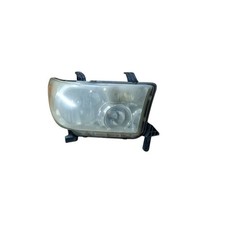 Toyota Sequoia (XK60)  2008 Front right headlight headlamp 811300C070 BIK10909