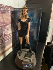 Buffy the Vampire Slayer 1:4 Premium Format Rare LIMITED EDITION Variant 003/550