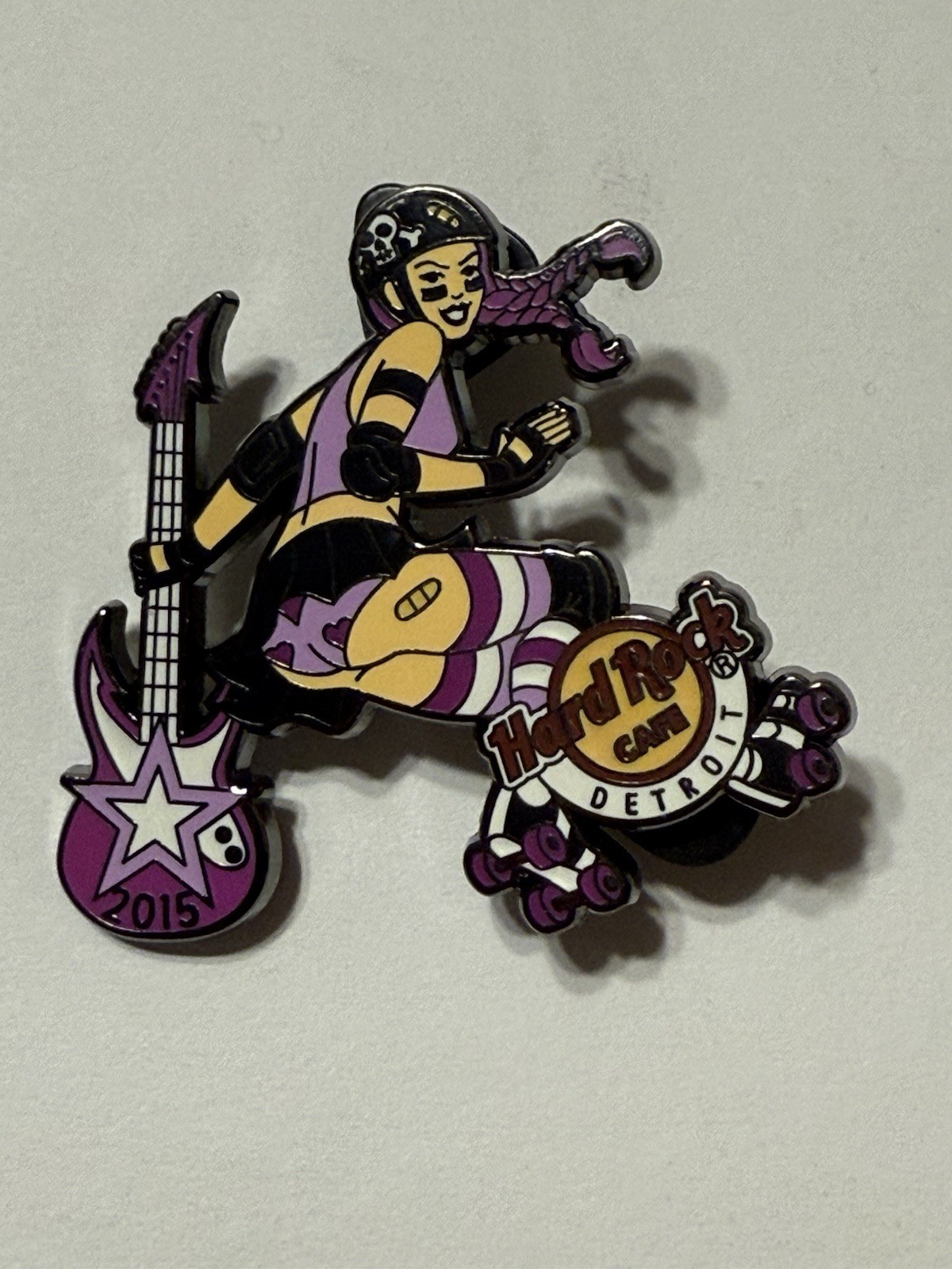 Hard Rock Cafe pin Detroit Sexy Skater girl 2015 Roller Derby Limited Ed /250