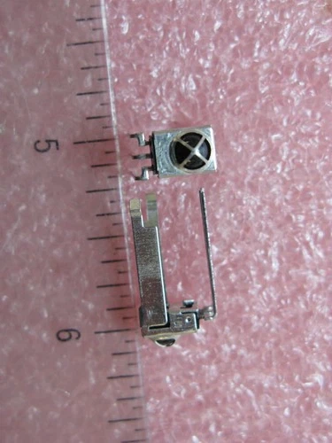 1000 PCS SHARP GP1UM282RK LOGIC OUTPUT PHOTO IC INTEGRATED CIRCUITS