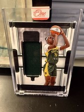 Dominique Malonga Jersey Patch /99 - 2025 Panini One and One WNBA