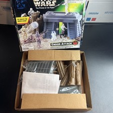 Star Wars Endor Attack Playset Power Of The Force  Kenner 1997 New Open Box