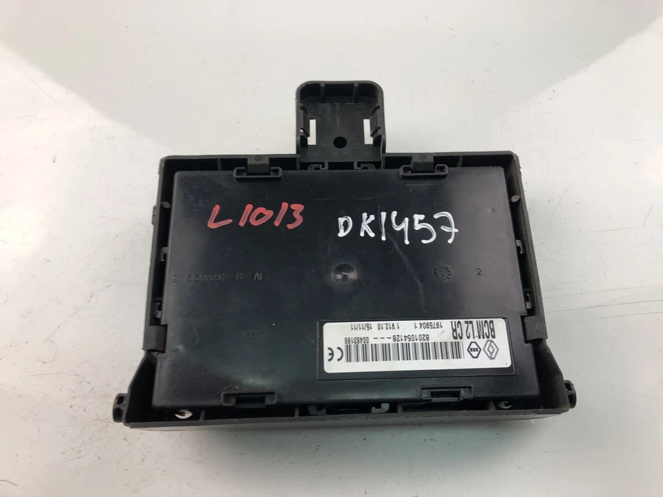 Centralina Reggiseno Renault Clio IV 8201054128 17691516 - Immagine 3 di 4