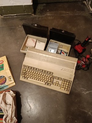 Amiga Commodore A-500 + Monitor + Zubehör