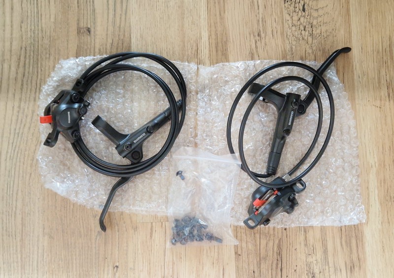 Shimano MT200 Hydraulic Disc Brake Set for Mountain Bike Front & Rear 145/80cm.