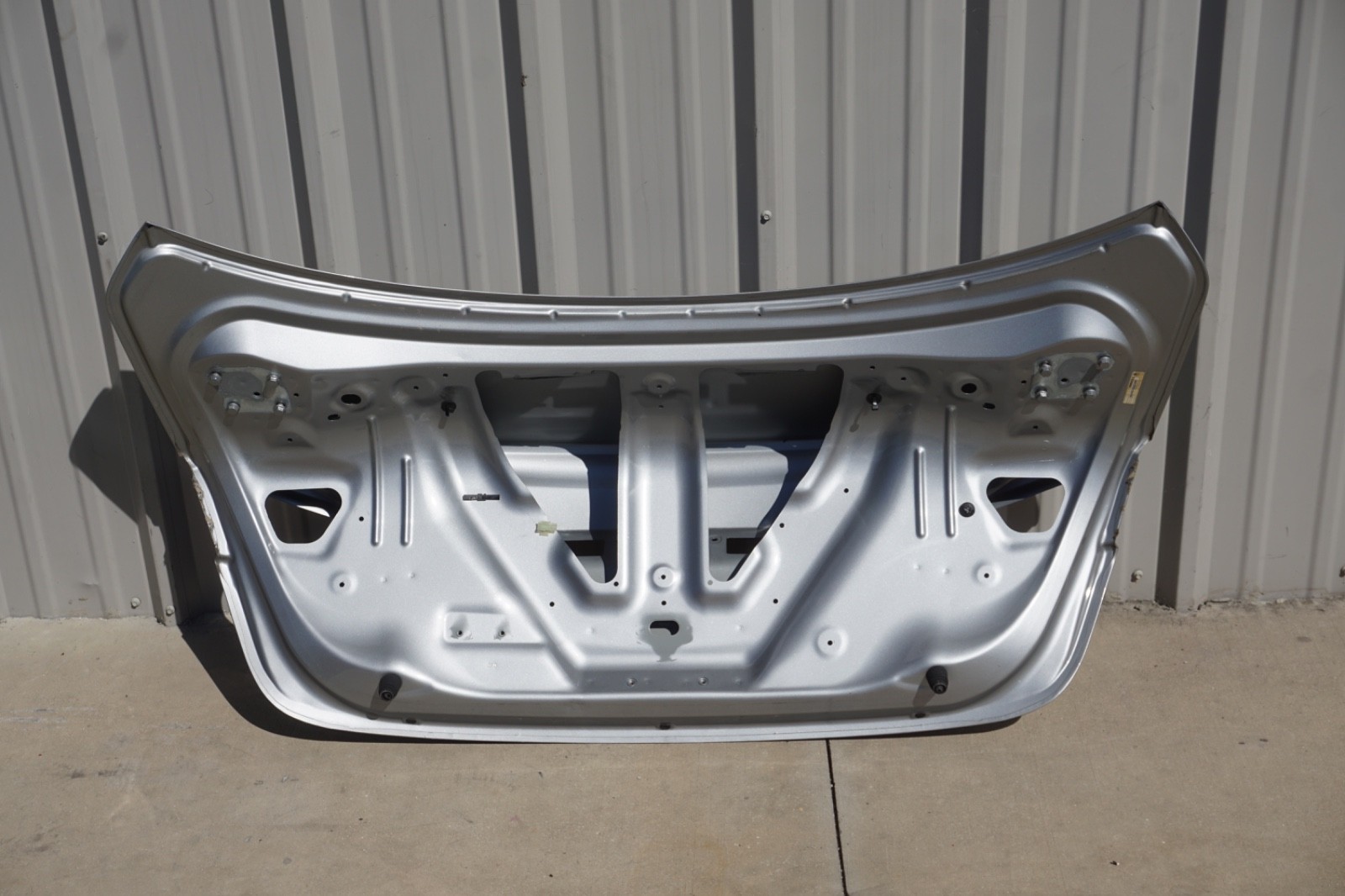 Maserati Ghibli 2014-2019 Rear Condenser compartment lid P/N 670008304