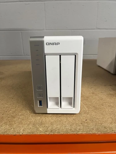 TS-231P QNAP 2 Bay NAS 1GB Memory With PSU + 2 x 2TB SATA HDD