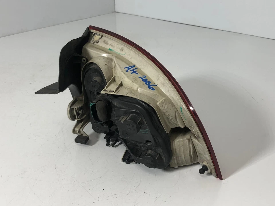 Luz trasera izquierda AUDI A4 N/S 2006 96503701 L965069 965083 A073 Foto 3 de 4