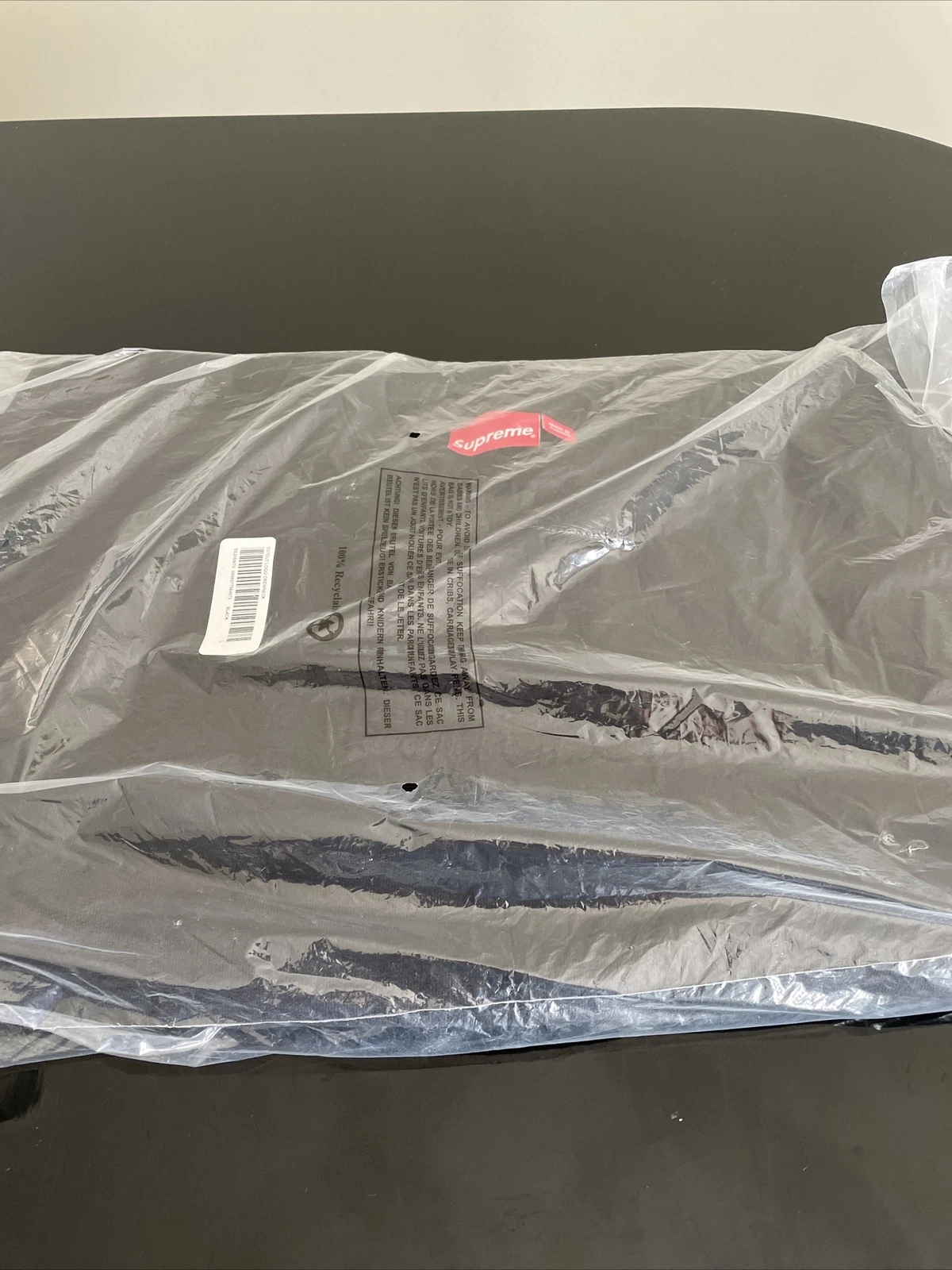 IN HAND Black Supreme Cutout Logo Crewneck Size L SS20