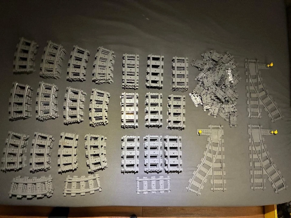 LEGO City Train tracks MOC - Image 3 of 3