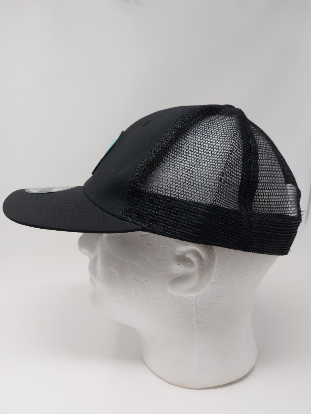 Discover Rubber Patch Logo Snapback Hat Mesh Back… - image 4