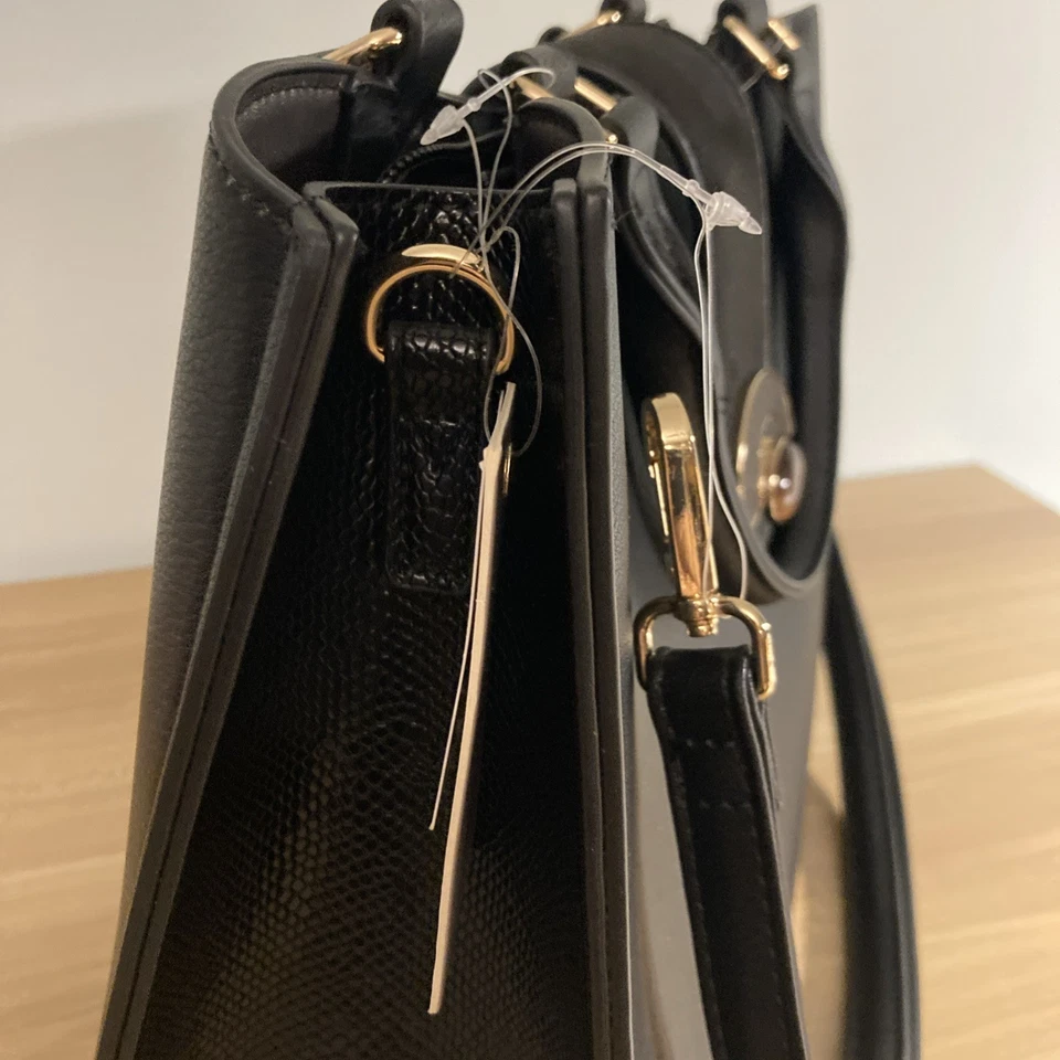 NUEVO Bolso de Mano Luella Gris. Negro Foto 4 de 4