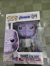 Funko Pop! Figura de vinilo Marvel #579 Thanos Avengers Endgame en la escena del jardín