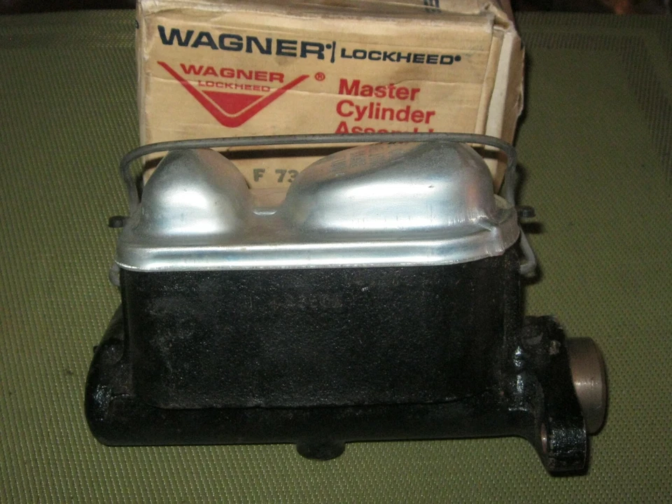 Ford Galaxie 1969-1971, Mercury Monterey, cilindro maestro Marauder, potencia Nuevo de Lote Antiguo Foto 3 de 4