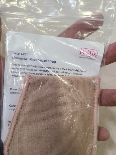 PediFix® Visco-GEL® Ball-of-Foot Protection Sleeve Small/Medium Right - Picture 5 of 5