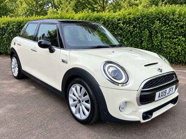 eBay - 2019 MINI Hatch 2.0 Cooper S Cl...