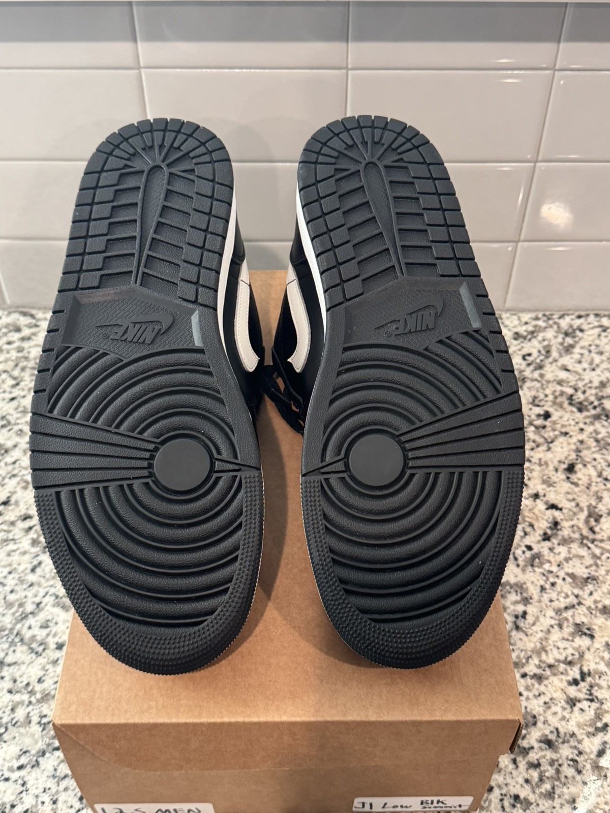 New Nike Jordan 1 Low Shoes - Black Summit White Mens size 12.5 (553558-043) thumbnail 3