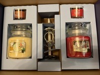Yankee Candle Gift Set | 2 Medium Jar Scented Candles, 2 Filled Votives | Wic...