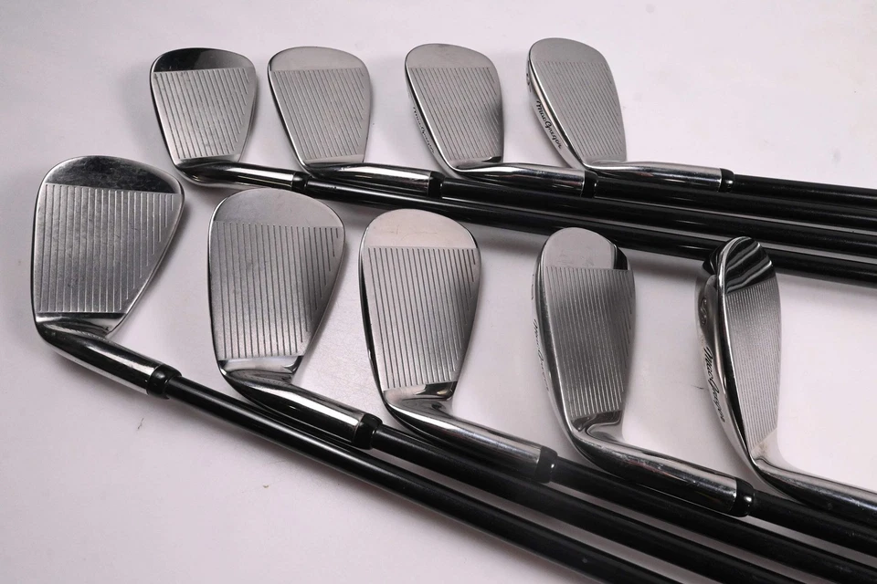 MacGregor VIP Century Irons / 3-PW+SW / Regular Flex MacGregor Shafts - Image 3 of 4