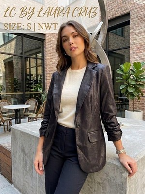 LC BY LAURA CRUZ Women's Black Textured Faux Leather Ruched Sleeve Jacket S NWT