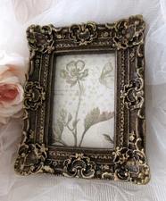 SALE-4x6 Ornate Frame,Antique Gold,Tabletop,Baroque,Rococo,Victorian,Provincial