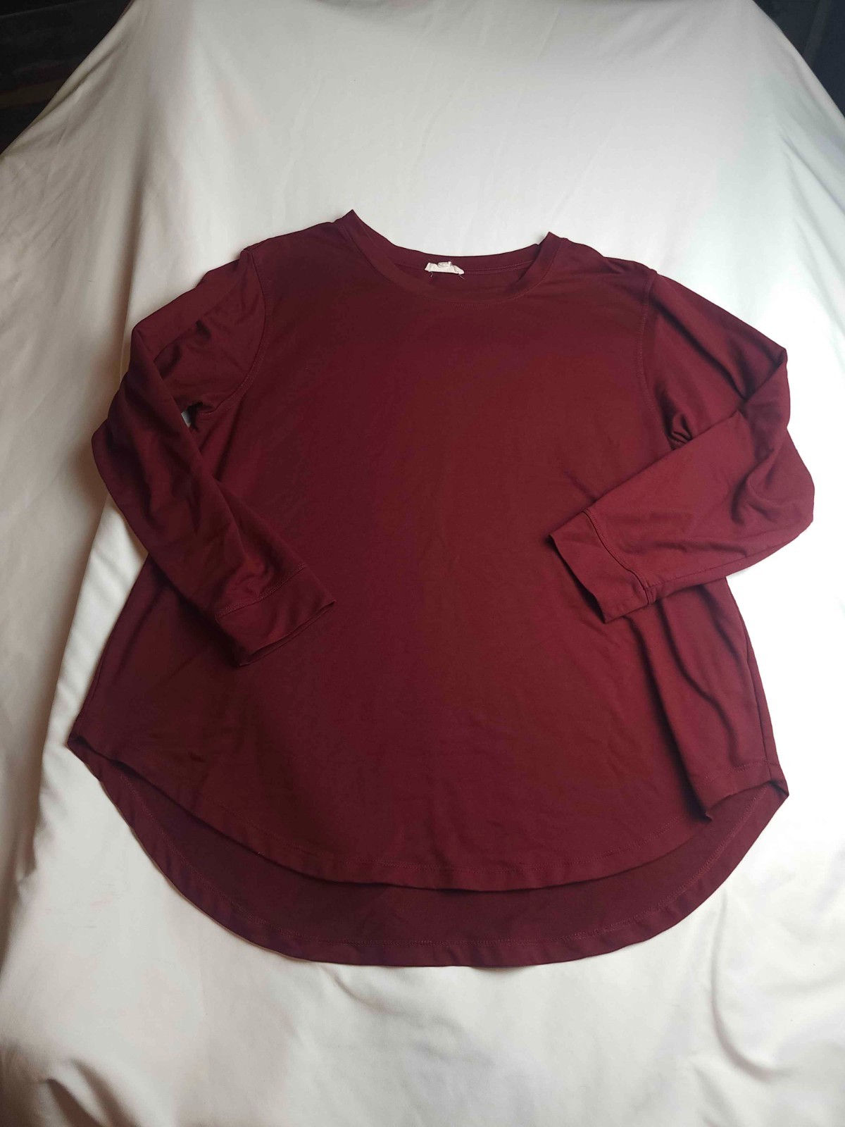 Jane and Delancey Long Sleeve Top Womens 1X Burgundy Knit High Low Hem Casual