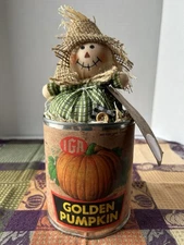 “HARVEST TIME IN GRANDMA’s KITCHEN” Scarecrow/IGA Golden Pumpkin Repo Label Can