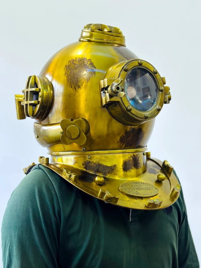 Diving Helmet With Wooden Base  Maritime Ship's Decorative Scuba Helmet 18