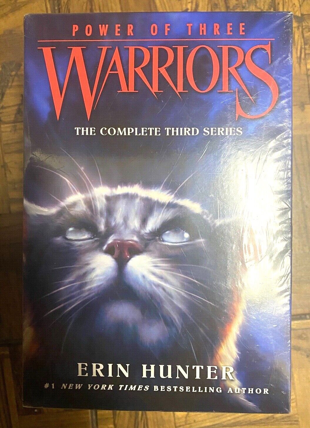  Warriors: Power of Three Box Set: Volumes 1 to 6:  9780062367167: Hunter, Erin: Books