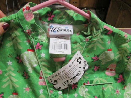 NEU MIT ETIKETT PINK POINSETTA & HELLGRÜN Peeling-Top KRAWATTE NEU VON Uniform Advantage XS - Bild 4 von 6