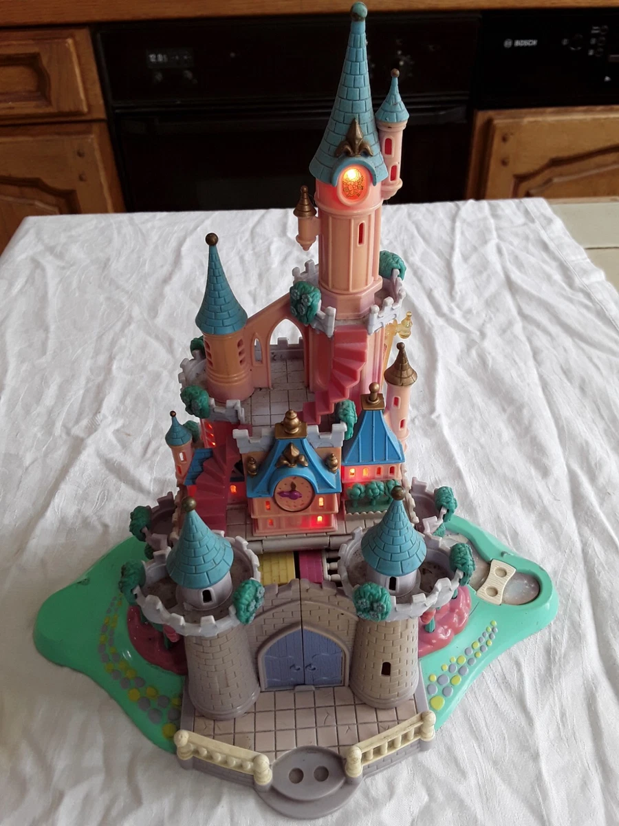 Cinderella Enchanted Castle - Les Polly Pocket de Liloou Cinderella Enchanted Castle - Les Polly Pocket de Liloou