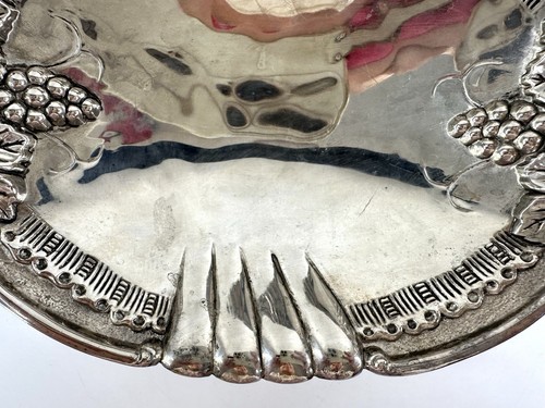 Vintage Silver Plated Ornate Treats Trinket Tray Bowl Fruit Grape Decorated - Picture 9 of 17