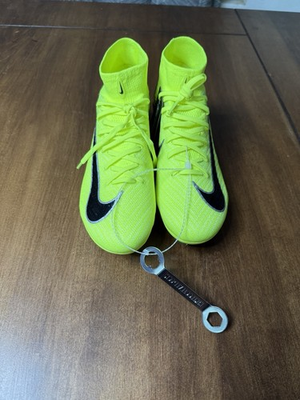 #ad #ad Nike Air Zoom Mercurial Vapor 16 Elite SG PRO Soccer HJ2454 700 Size 6.5 $74.99