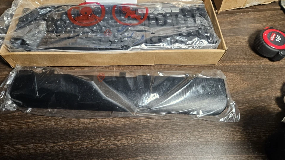 Dell GM952 Bluetooth Wireless Keyboard + Mouse Y-RAQ-DEL2 Multimedia New - Image 3 of 4